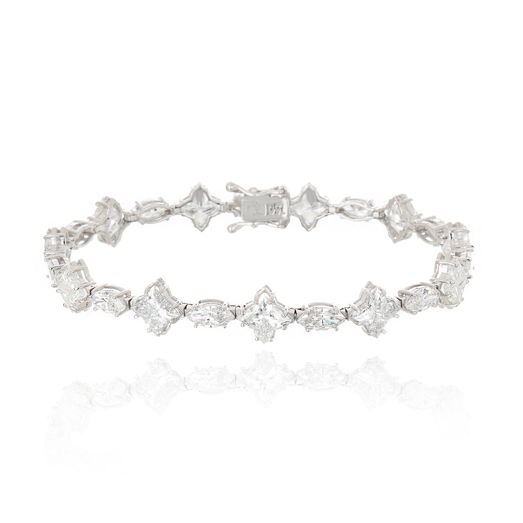 Pulseira Lv/Marquise — 14.30 ct