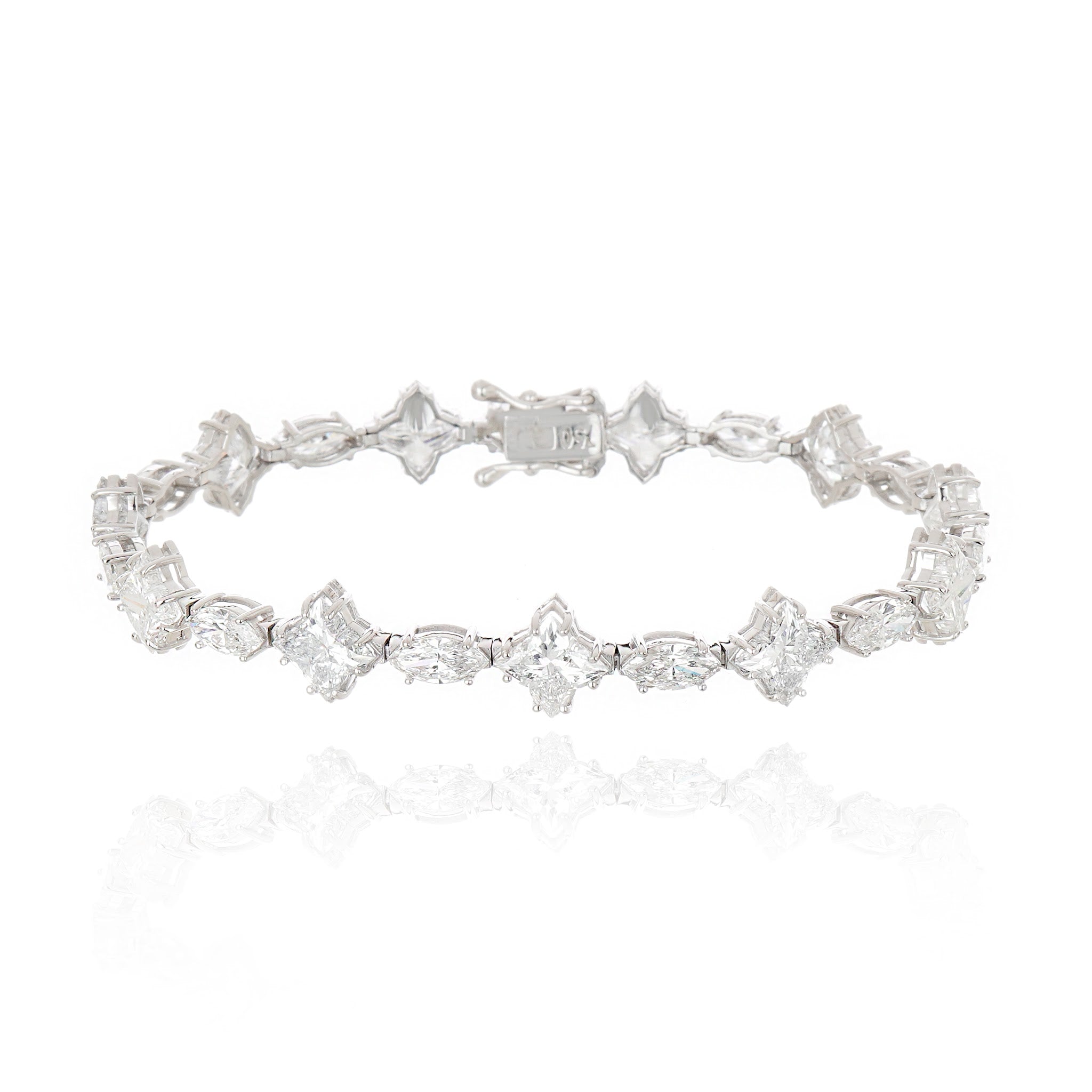 Pulseira Lv/Marquise — 14.30 ct