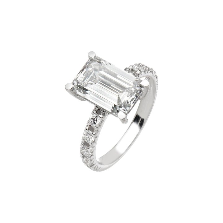 Anel Emerald com Laterais